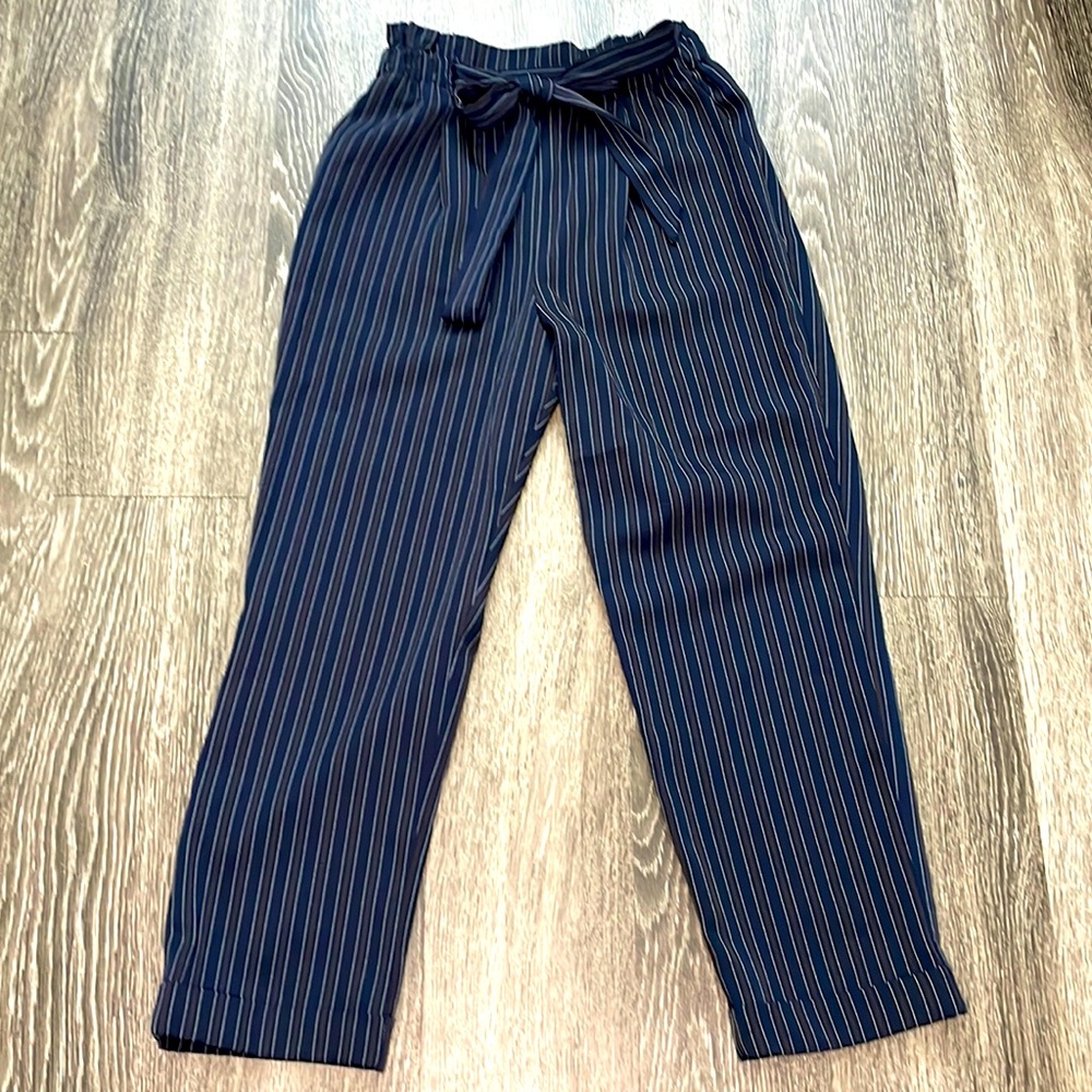Woman’s Navy Blue Trousers with Belt
